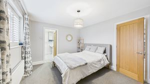 Photo 15- click for photo gallery